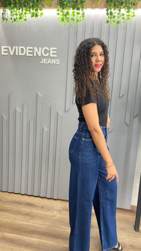 Calça Wide Leg Detalhe Bolso - Imagem 3