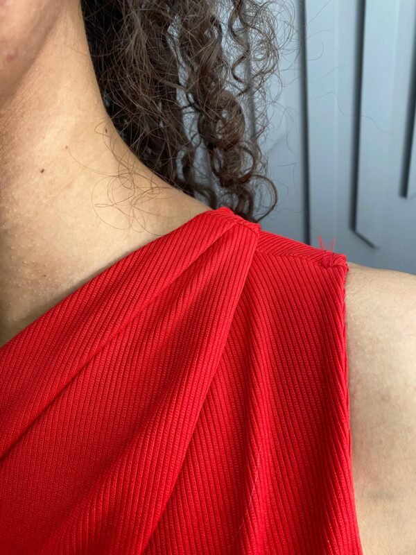 Blusa Mula Manca Assimétrica - Imagem 2
